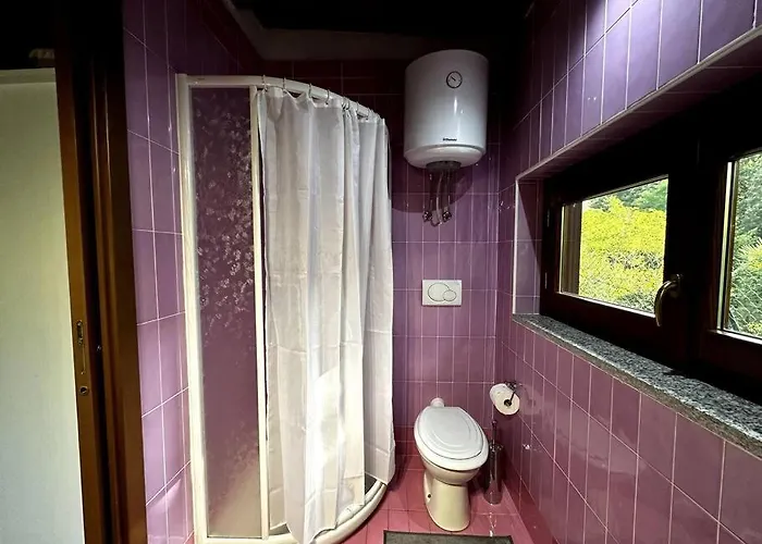 빌라 La Casa Dei Sette Nani Germignaga